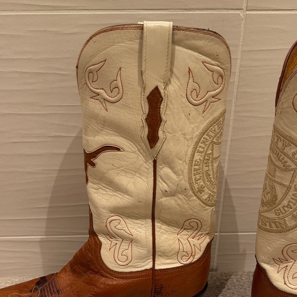 University of Texas Embroidered Leather Lucchese Boots - Picture 15 of 16